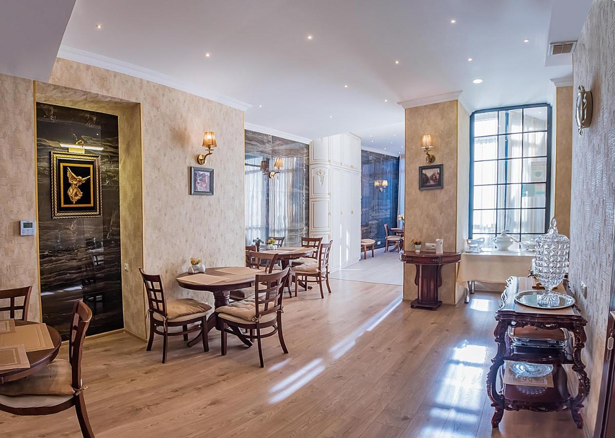 Vintage Hotel Tbilisi ภายนอก รูปภาพ