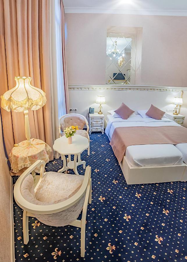 Vintage Hotel Tbilisi ภายนอก รูปภาพ