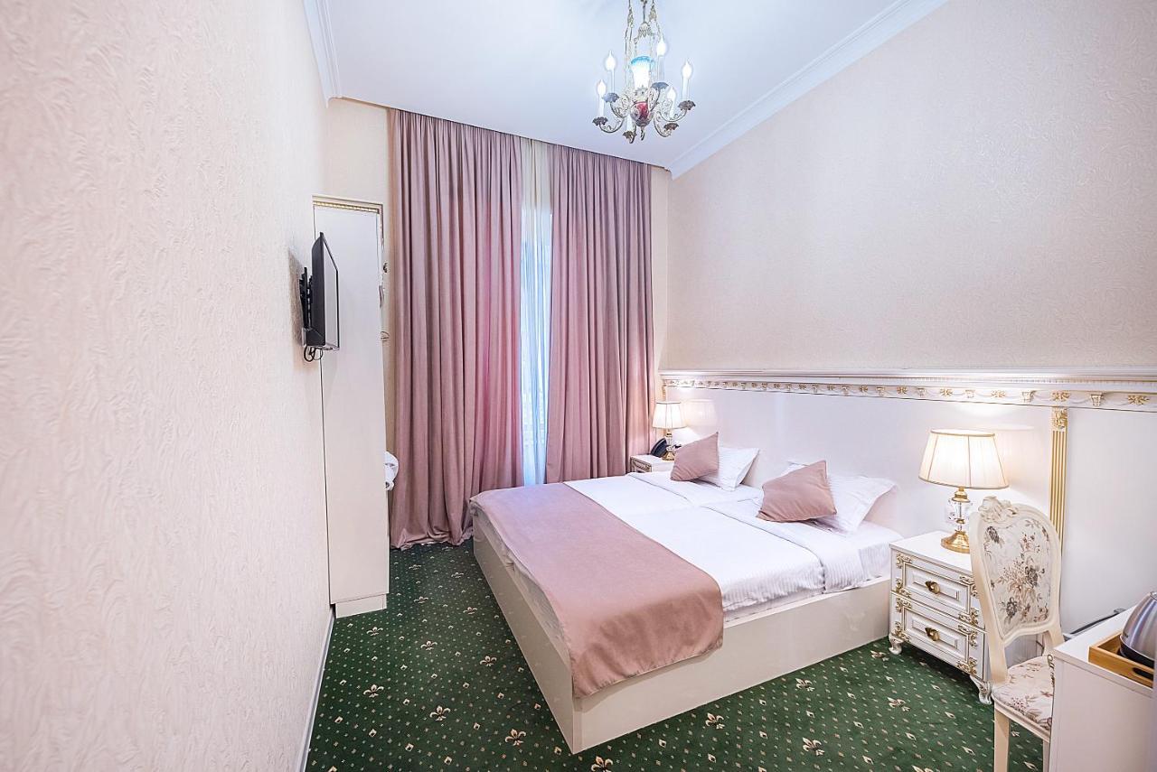 Vintage Hotel Tbilisi ภายนอก รูปภาพ