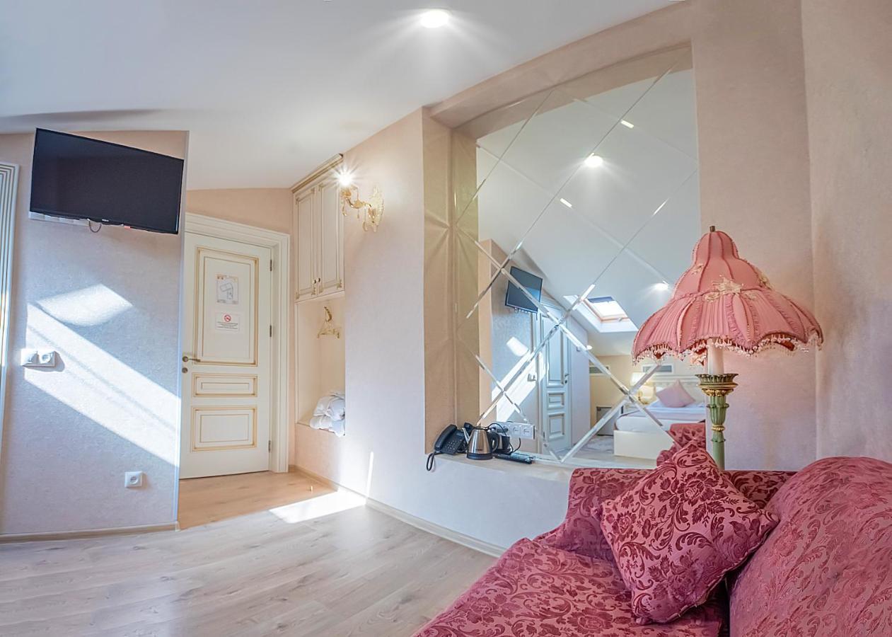 Vintage Hotel Tbilisi ภายนอก รูปภาพ