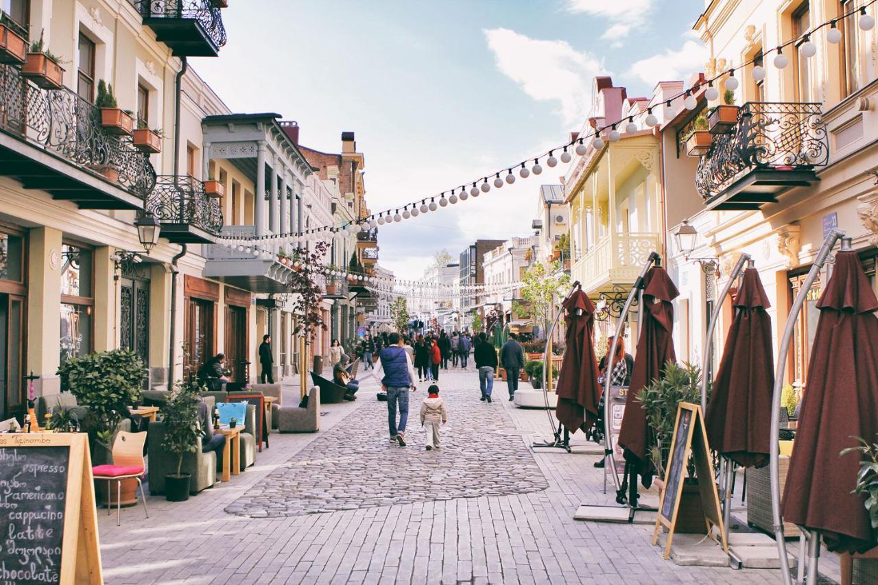 Vintage Hotel Tbilisi ภายนอก รูปภาพ