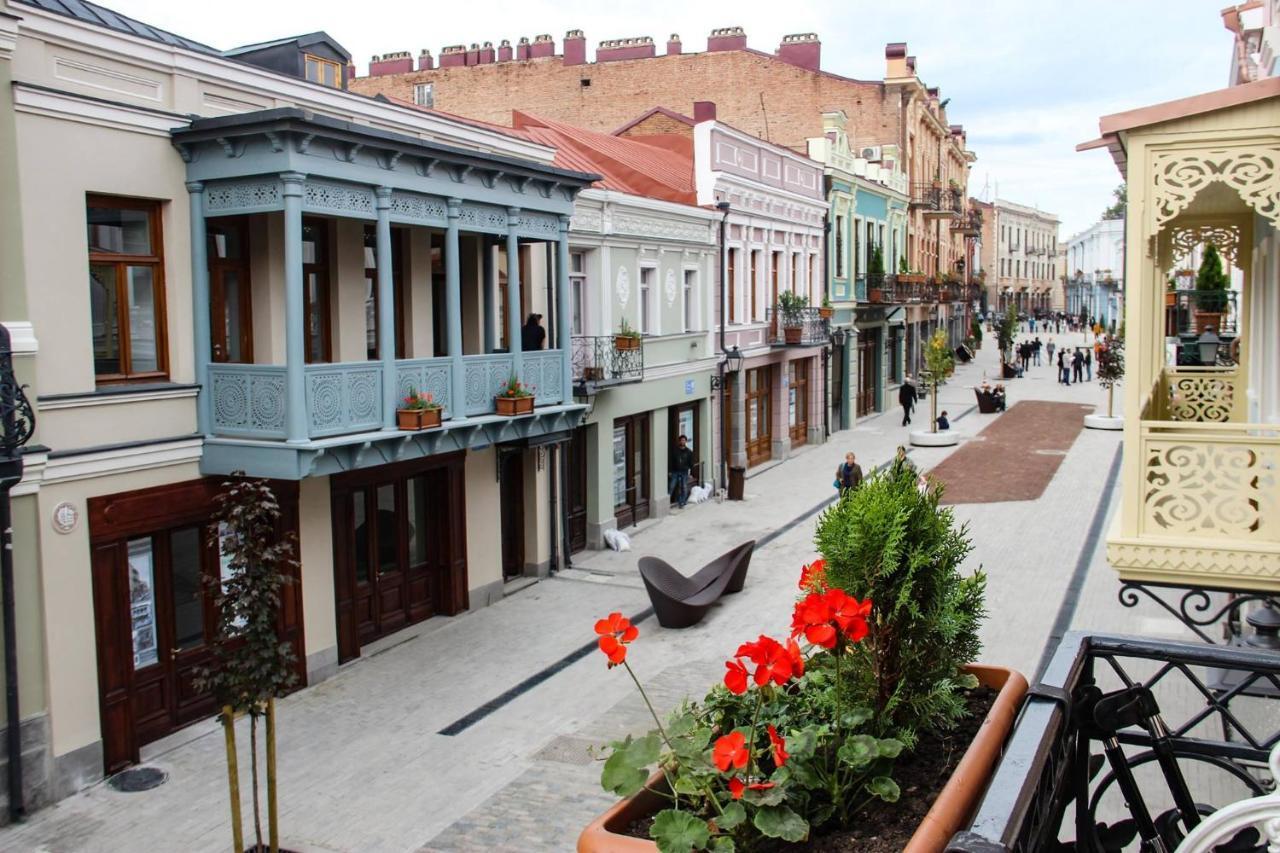 Vintage Hotel Tbilisi ภายนอก รูปภาพ